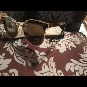 Sojos - sunglasses. Brown with gold accent.
